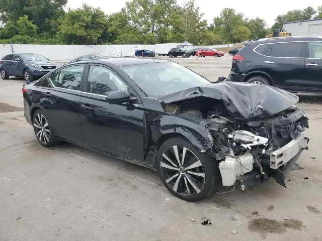 2019 NISSAN ALTIMA SR