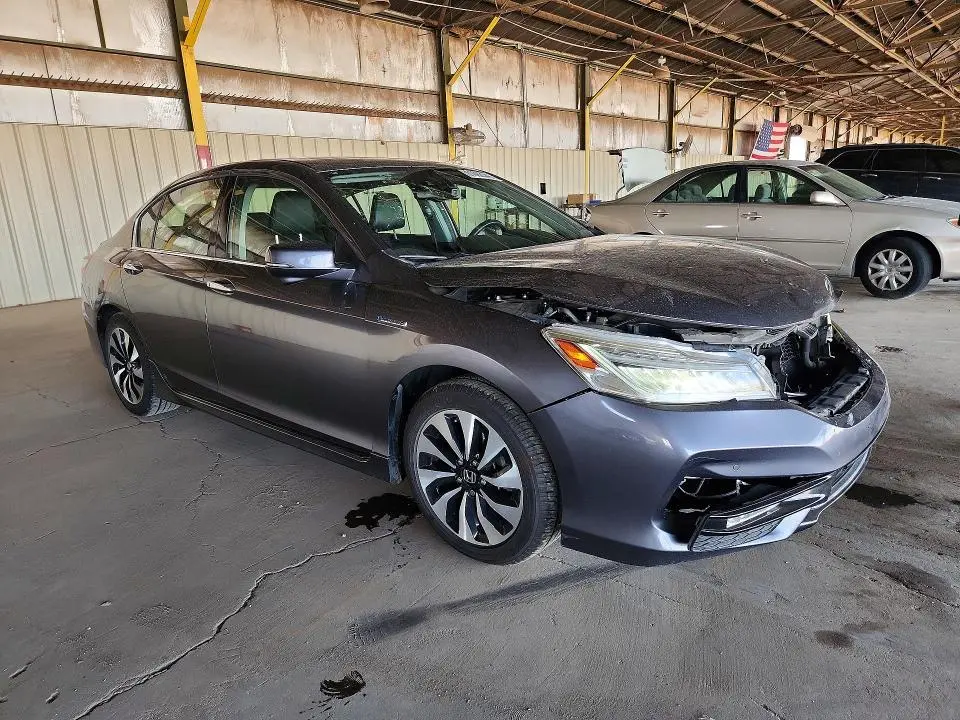 2017 HONDA ACCORD TOURING HYBRID  