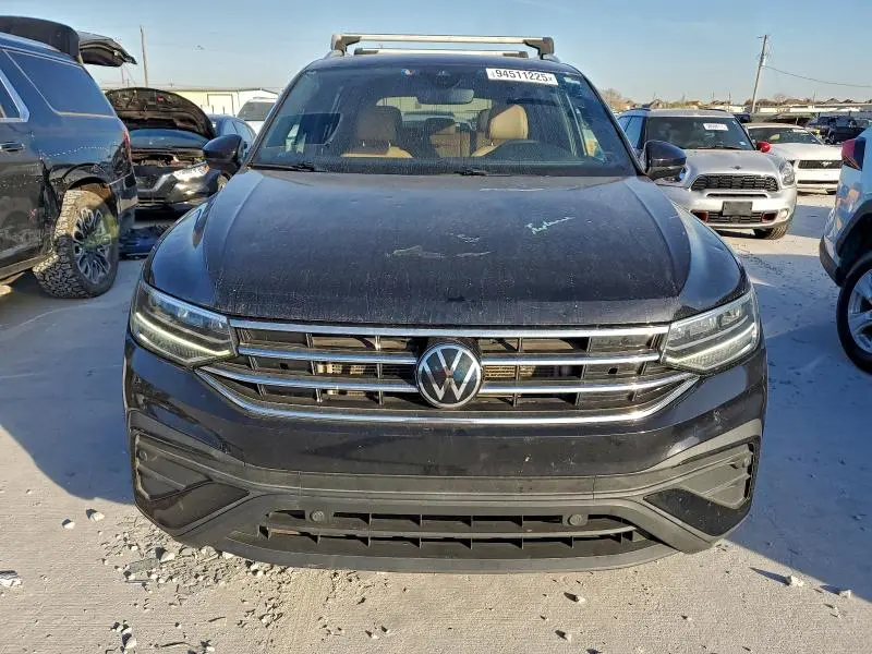 2022 VOLKSWAGEN TIGUAN SE  