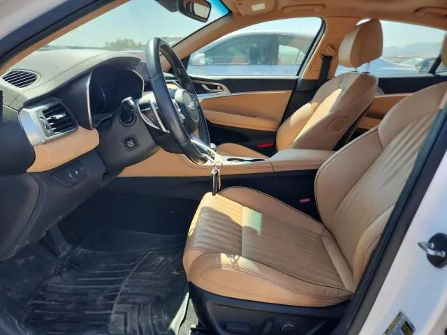 2022 GENESIS G70 BASE  