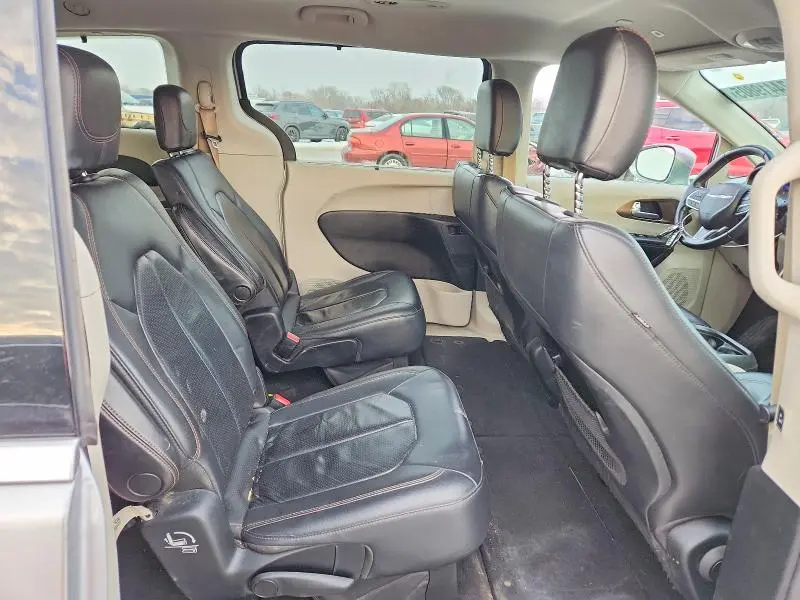 2018 CHRYSLER PACIFICA TOURING L  