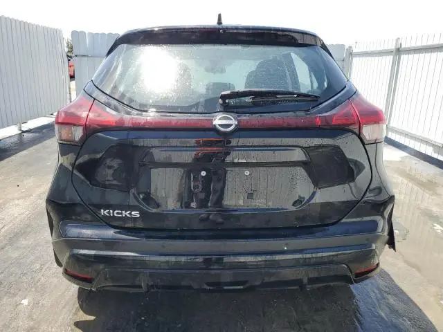 2023 NISSAN KICKS S  