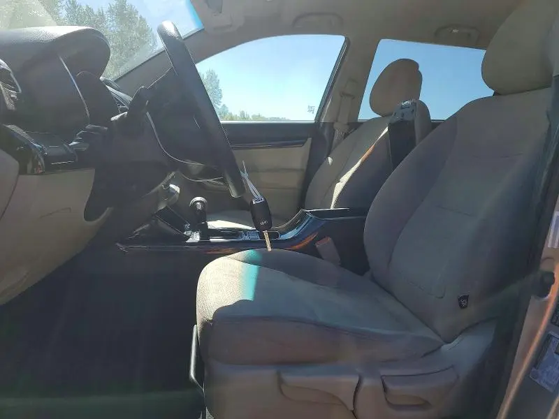 2014 KIA SORENTO LX  
