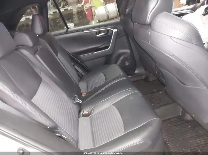 2021 TOYOTA RAV4 HYBRID XSE