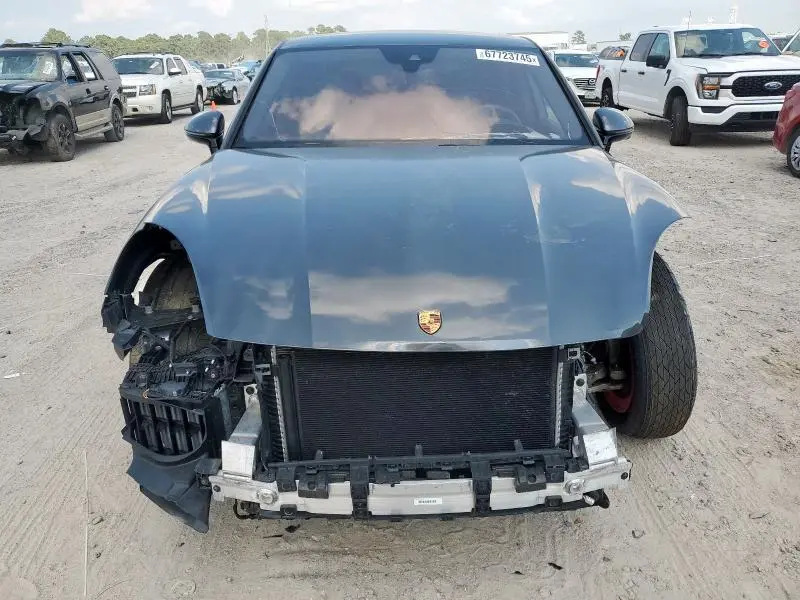 2023 PORSCHE CAYENNE GTS COUPE  