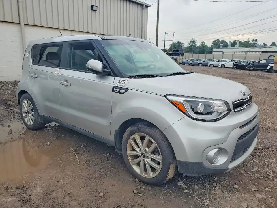2019 KIA SOUL +  