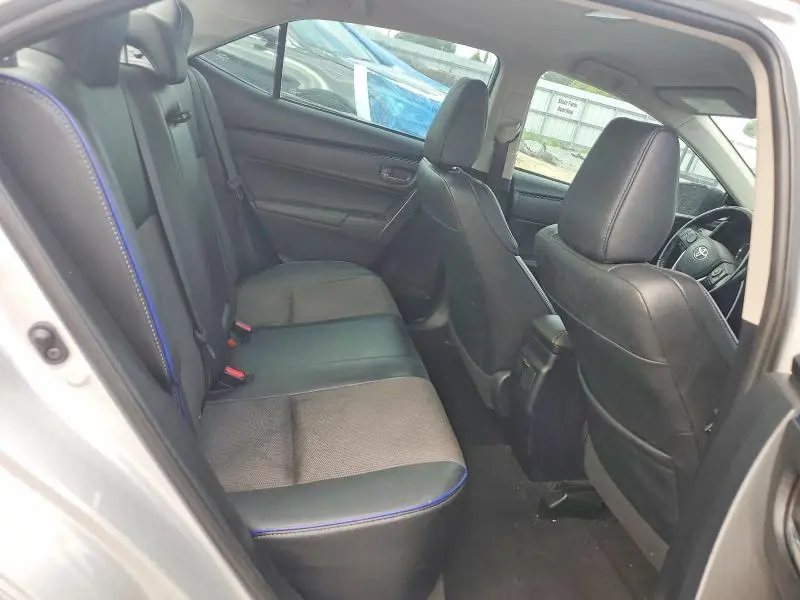 2017 TOYOTA COROLLA SE  