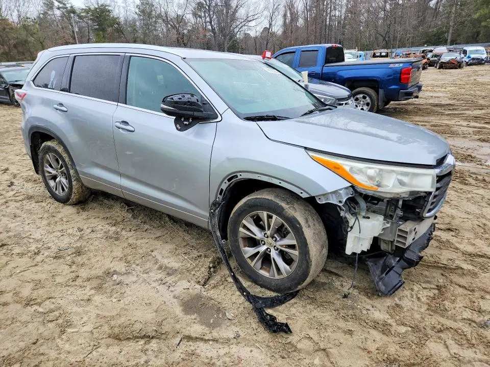 2014 TOYOTA HIGHLANDER XLE  