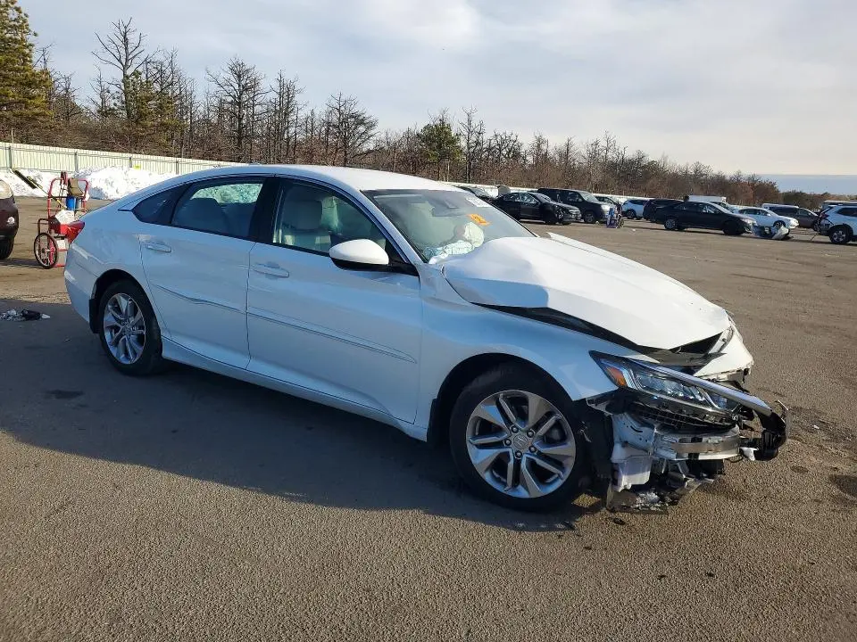 2018 HONDA ACCORD LX  