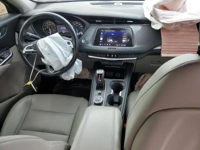 2019 CADILLAC XT4 LUXURY  