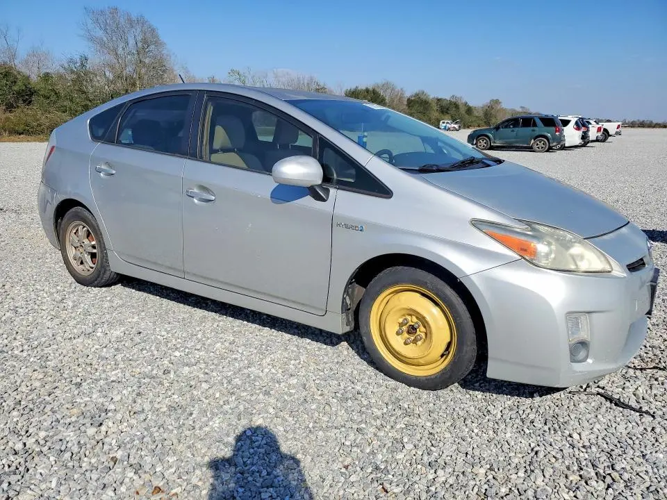 2010 TOYOTA PRIUS II  