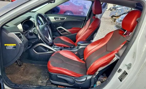 2012 HYUNDAI VELOSTER   