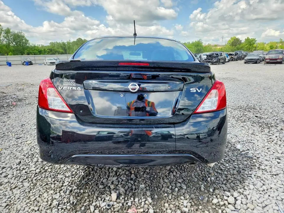 2016 NISSAN VERSA 1.6 SV  