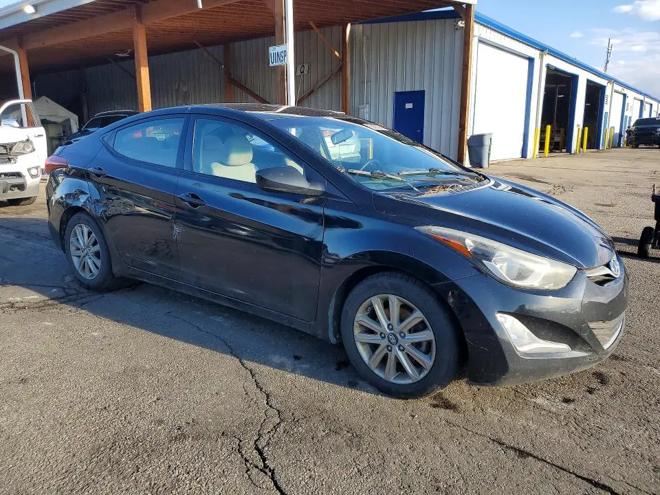 2014 HYUNDAI ELANTRA SE  