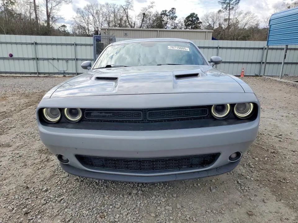 2021 DODGE CHALLENGER SXT  