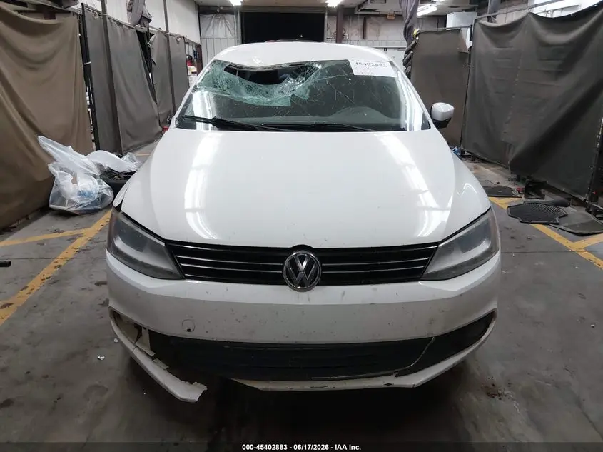 2013 VOLKSWAGEN JETTA 2.5L SE