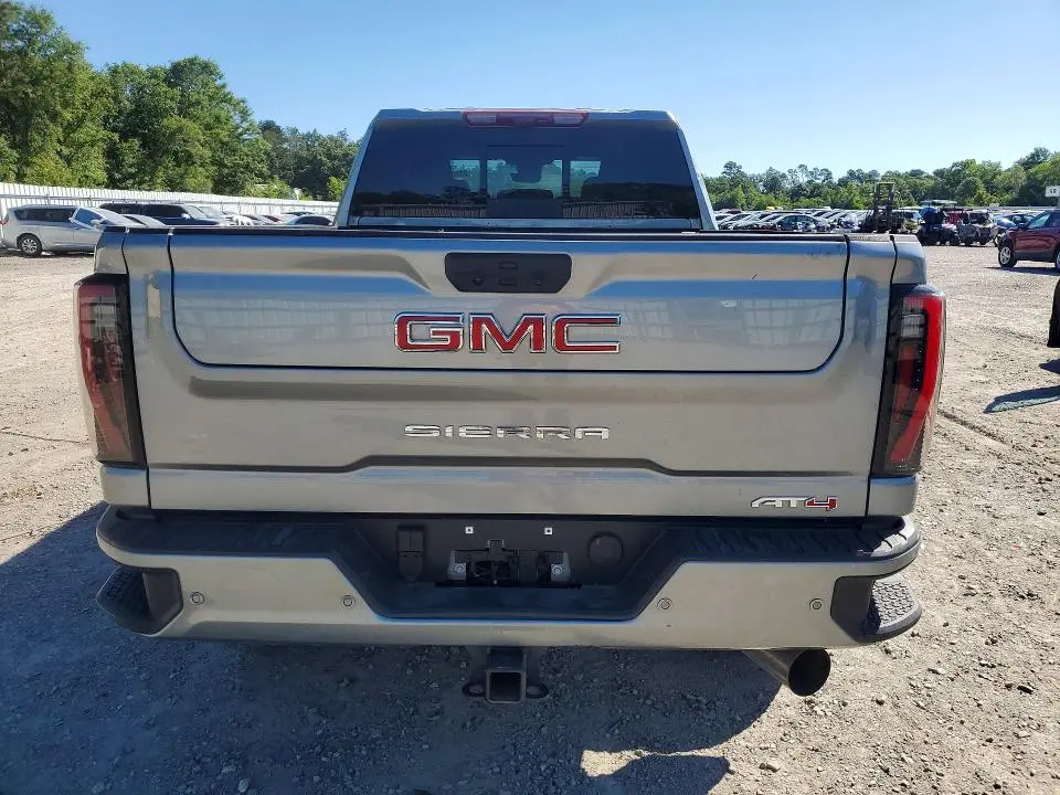 2025 GMC SIERRA K2500 AT4  