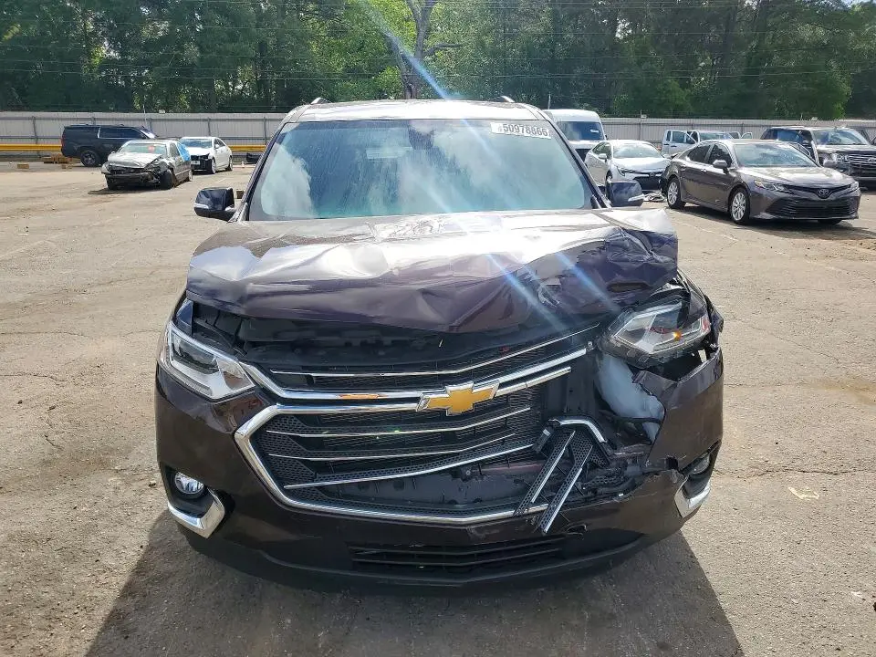 2021 CHEVROLET TRAVERSE LT  