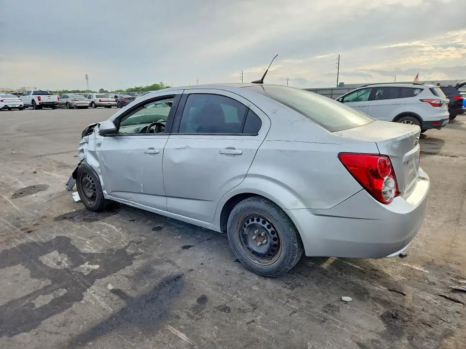 2013 CHEVROLET SONIC LS  
