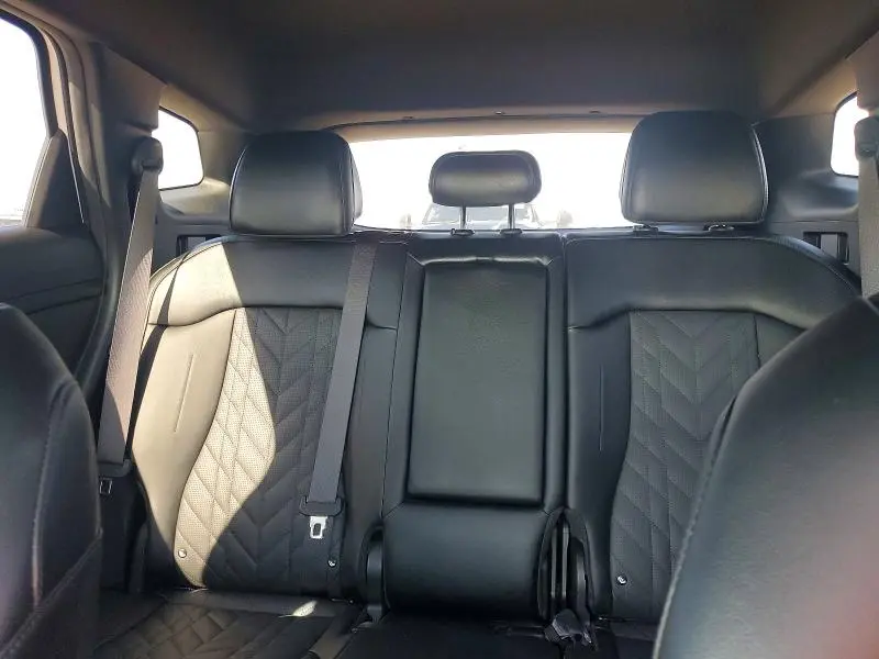 2025 KIA SPORTAGE X LINE  