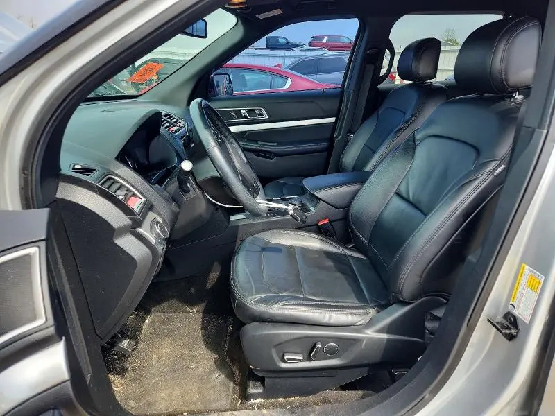 2017 FORD EXPLORER XLT  