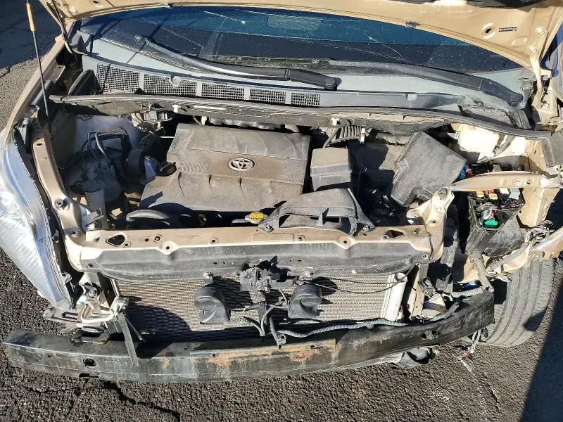 2011 TOYOTA SIENNA LE 8-PASSENGER  