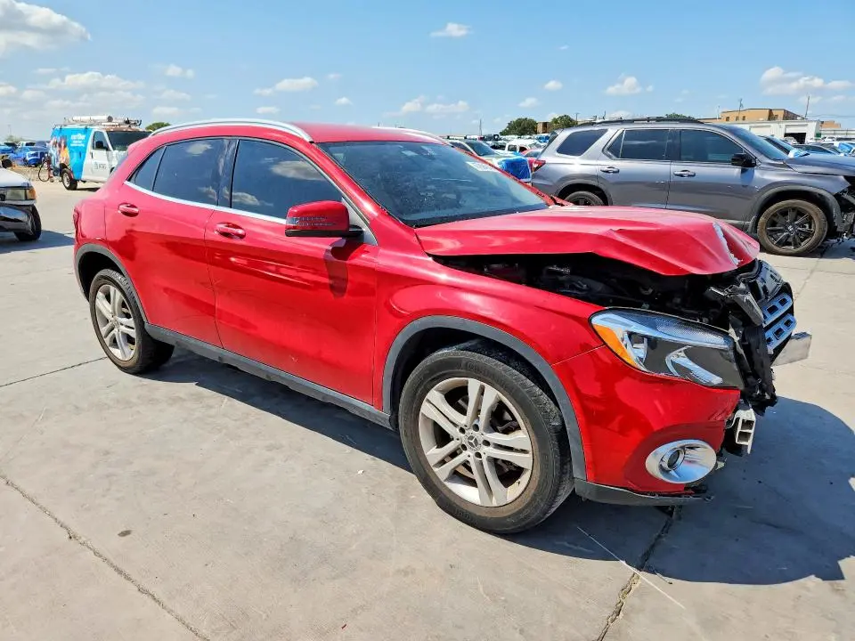2018 MERCEDES-BENZ GLA 250  