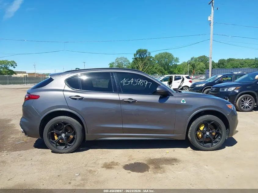 2018 ALFA ROMEO STELVIO QUADRIFOGLIO AWD