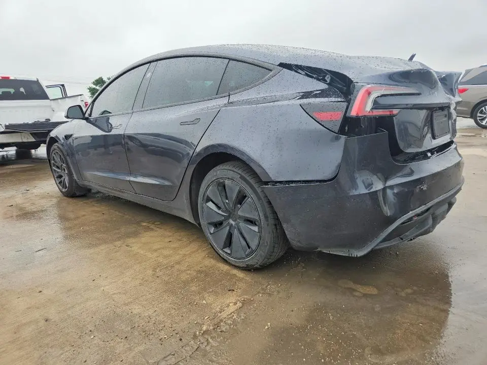 2025 TESLA MODEL 3   