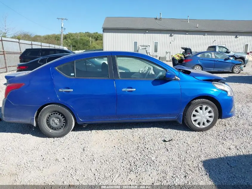 2017 NISSAN VERSA 1.6 SV