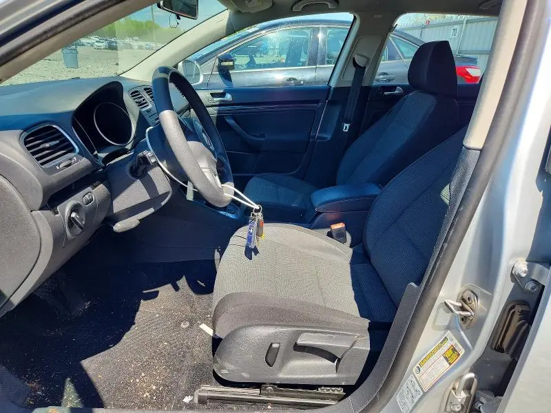 2012 VOLKSWAGEN JETTA S  