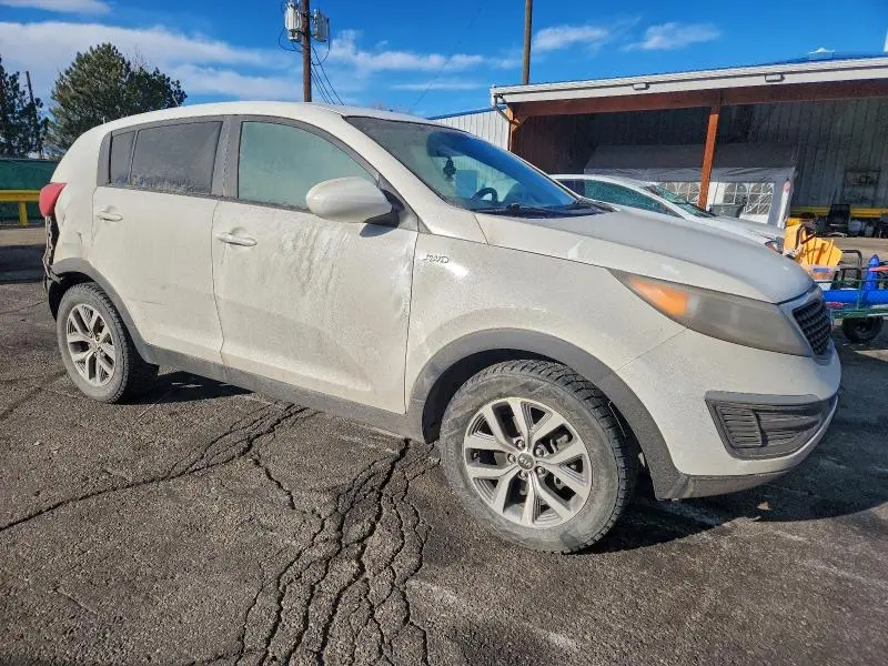 2016 KIA SPORTAGE LX  