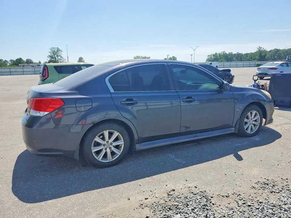 2010 SUBARU LEGACY 2.5I PREMIUM  
