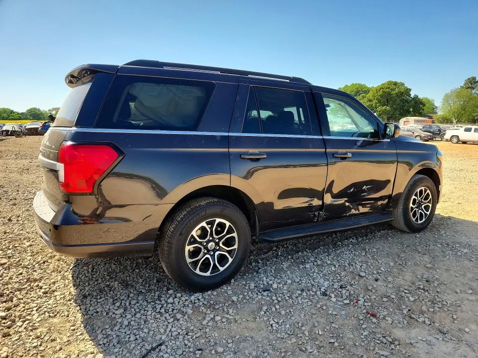 2024 FORD EXPEDITION XLT  