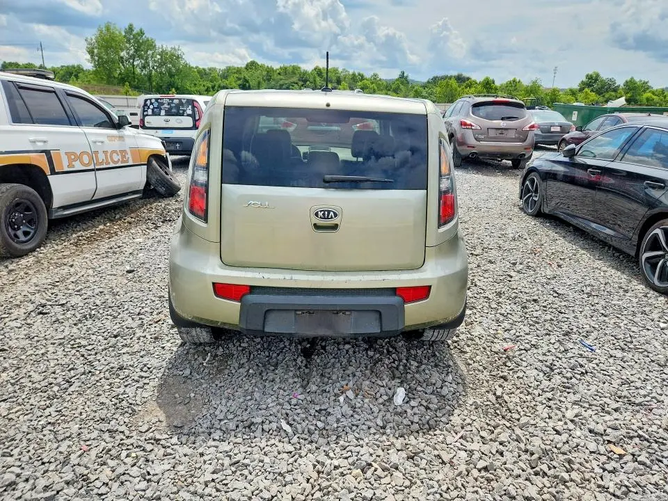 2011 KIA SOUL !  