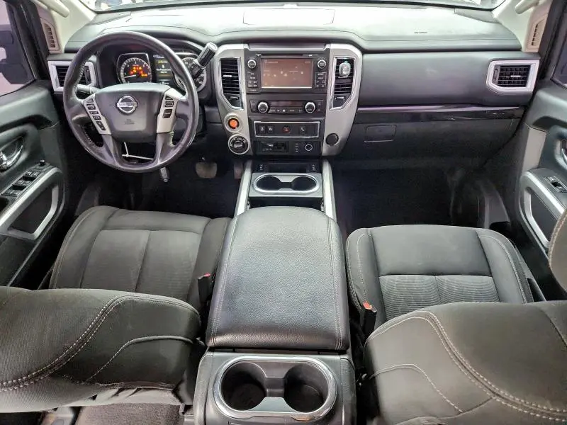 2017 NISSAN TITAN XD SL  