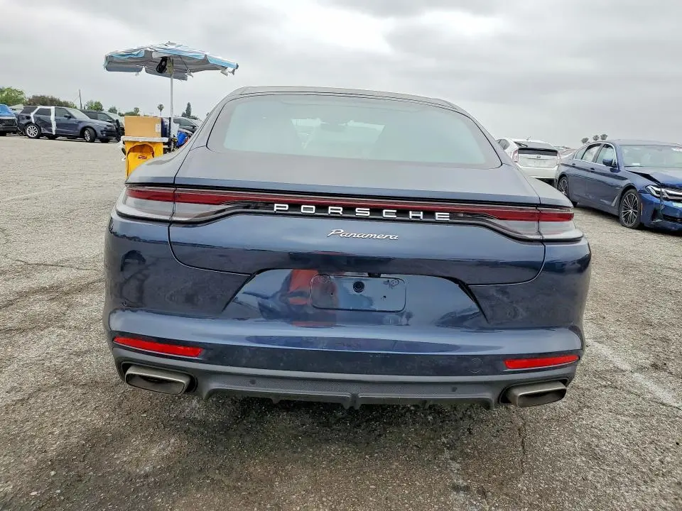 2021 PORSCHE PANAMERA BASE  