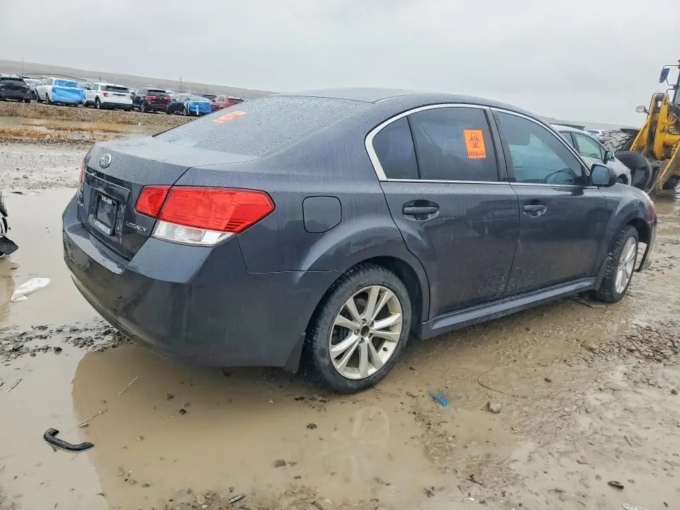 2013 SUBARU LEGACY 2.5I PREMIUM  