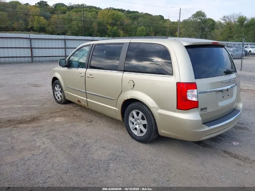 2011 CHRYSLER TOWN & COUNTRY TOURING