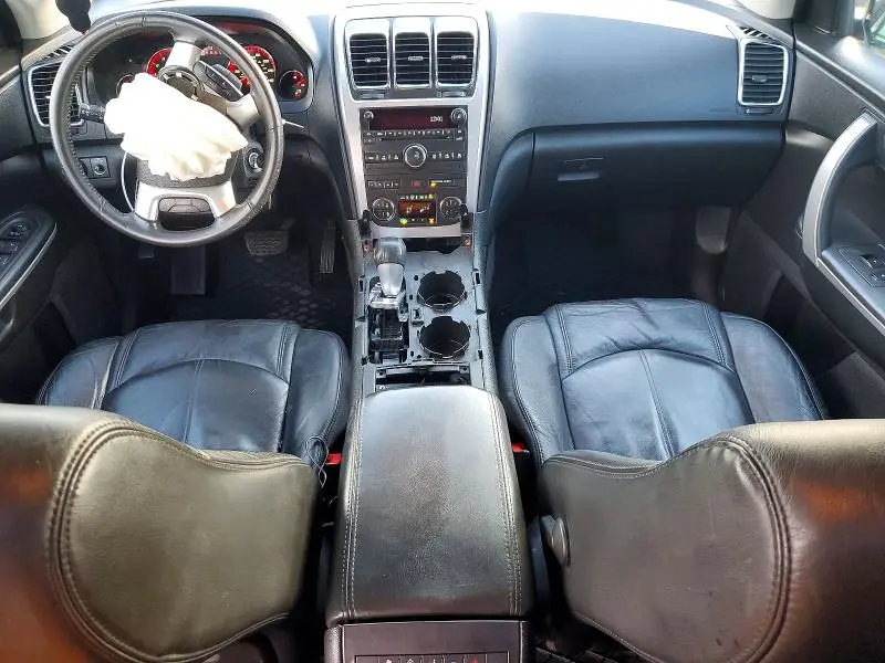 2011 GMC ACADIA SLT-1  