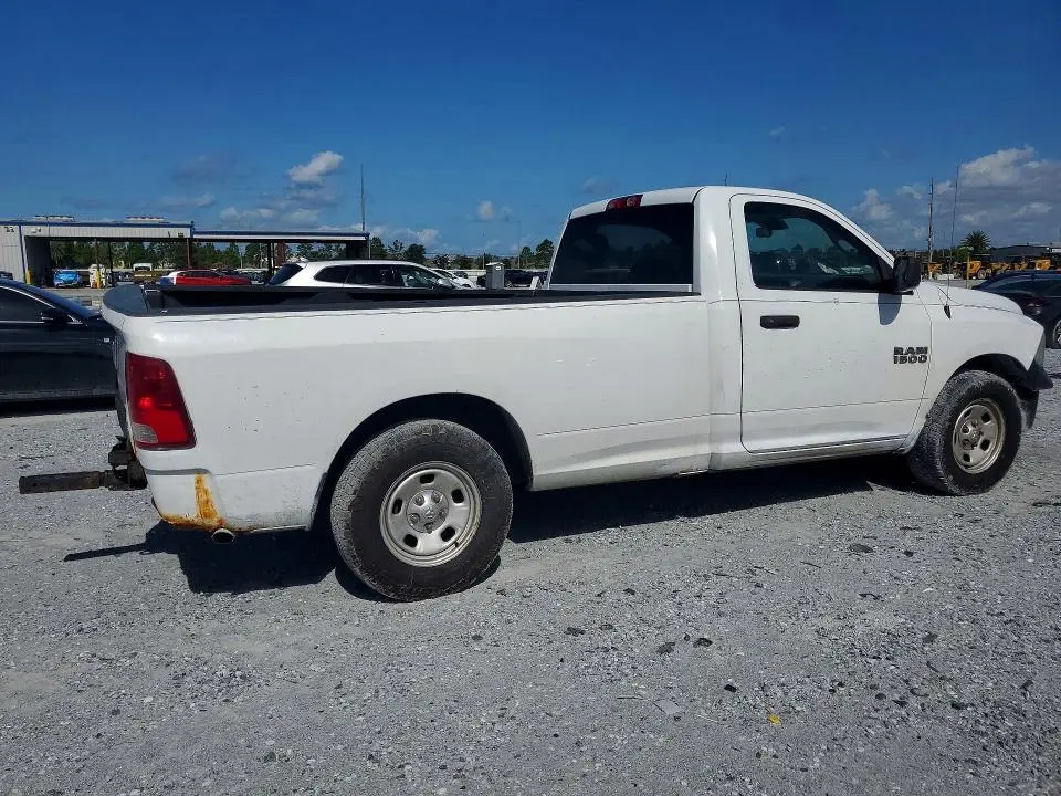 2014 RAM 1500 ST  