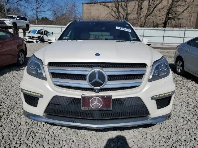 2016 MERCEDES-BENZ GL 550 4MATIC  