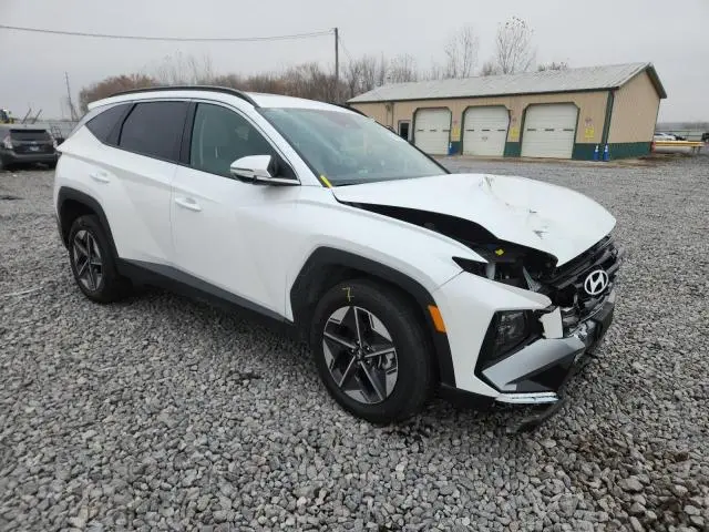 2025 HYUNDAI TUCSON SEL  