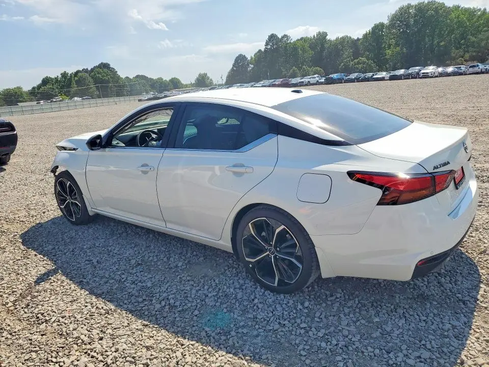 2026 NISSAN ALTIMA SR  