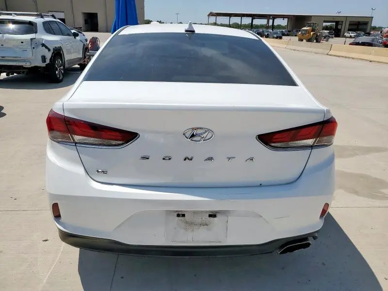 2018 HYUNDAI SONATA SE  