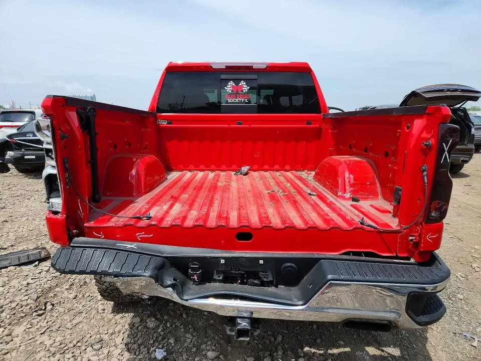 2021 CHEVROLET SILVERADO K1500 LT  