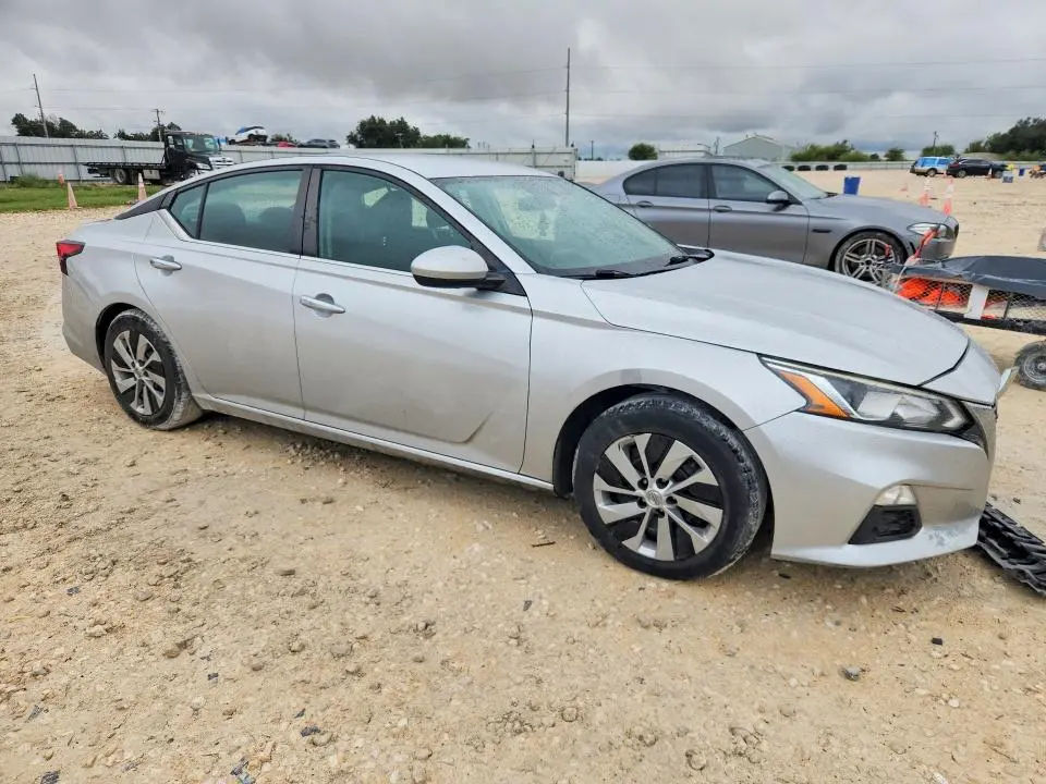 2019 NISSAN ALTIMA S  