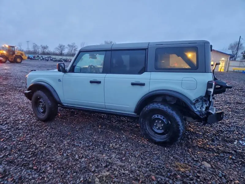 2023 FORD BRONCO BASE  
