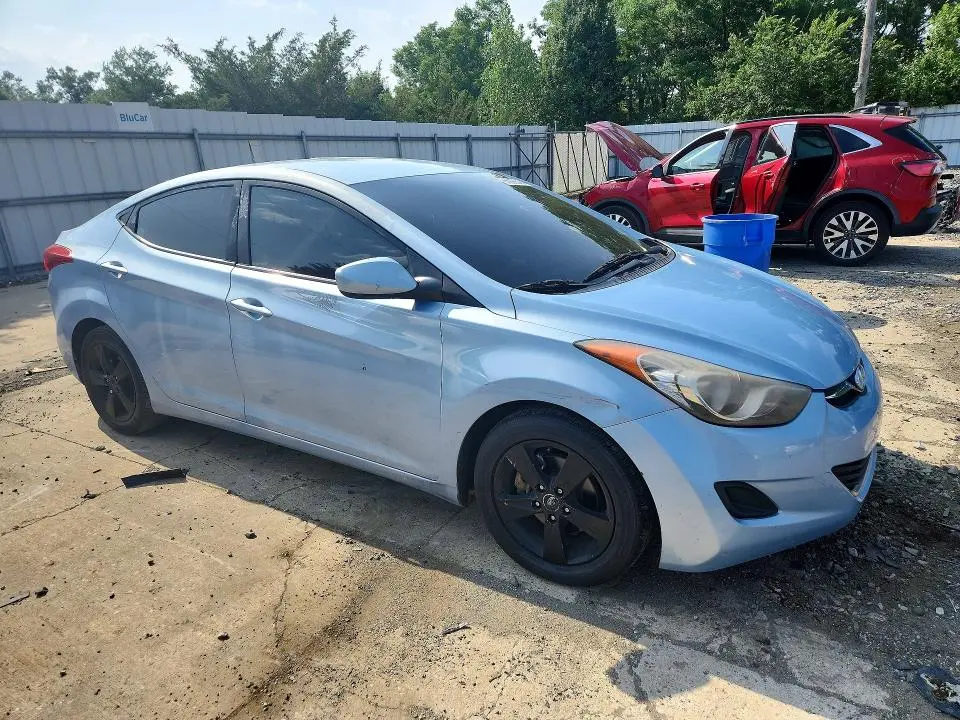 2011 HYUNDAI ELANTRA GLS  