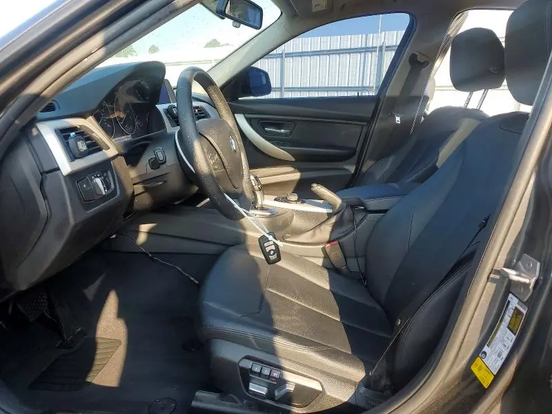 2017 BMW 320 I  